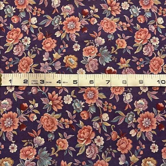 Vintage Purple & Pink Floral Pattern Fabric - 3 yards - Picture 2 of 4